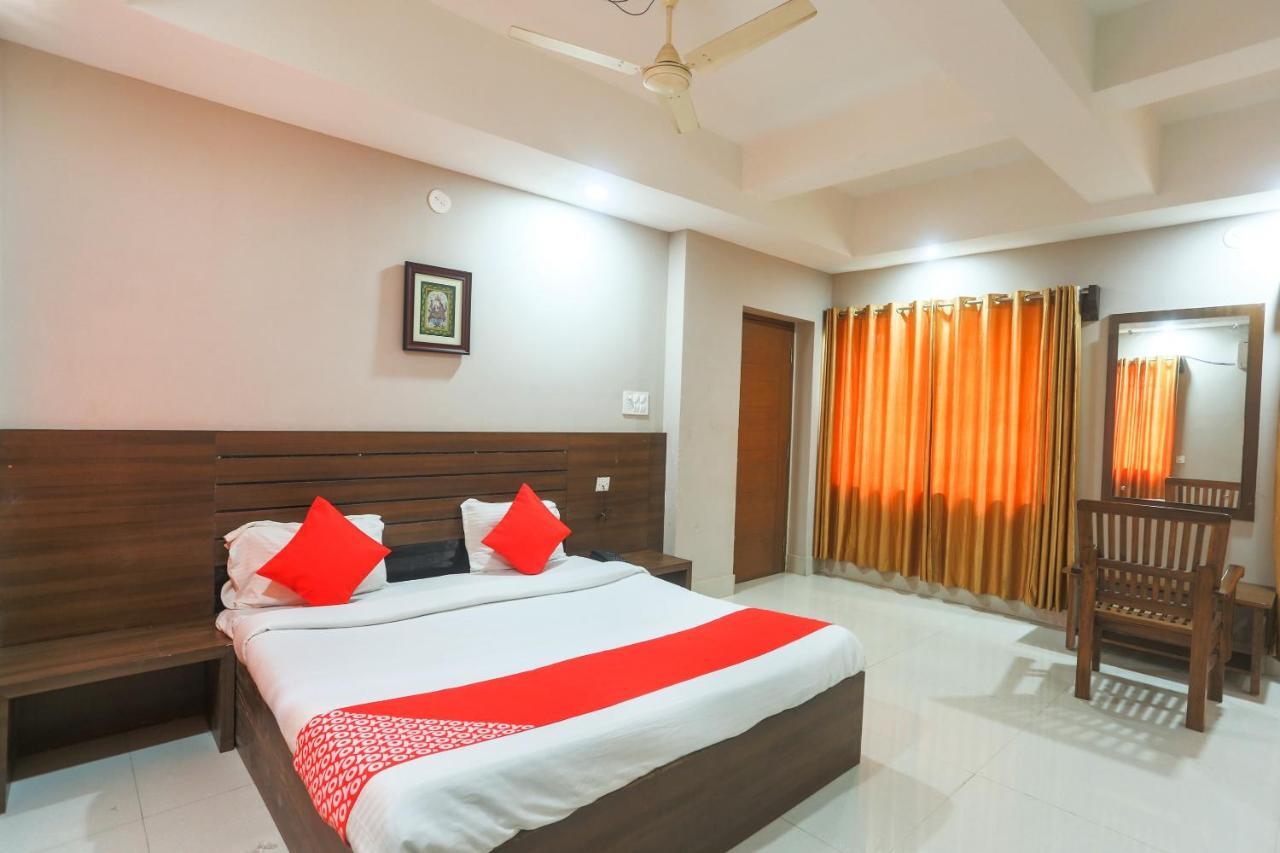 Oyo 61586 Hotel Narmada Bhavan Puri Eksteriør bilde