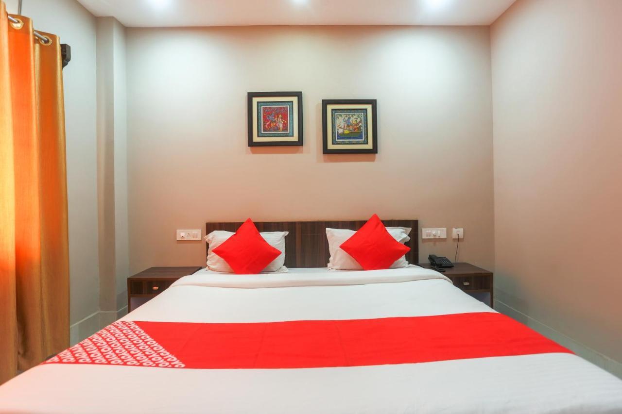 Oyo 61586 Hotel Narmada Bhavan Puri Eksteriør bilde
