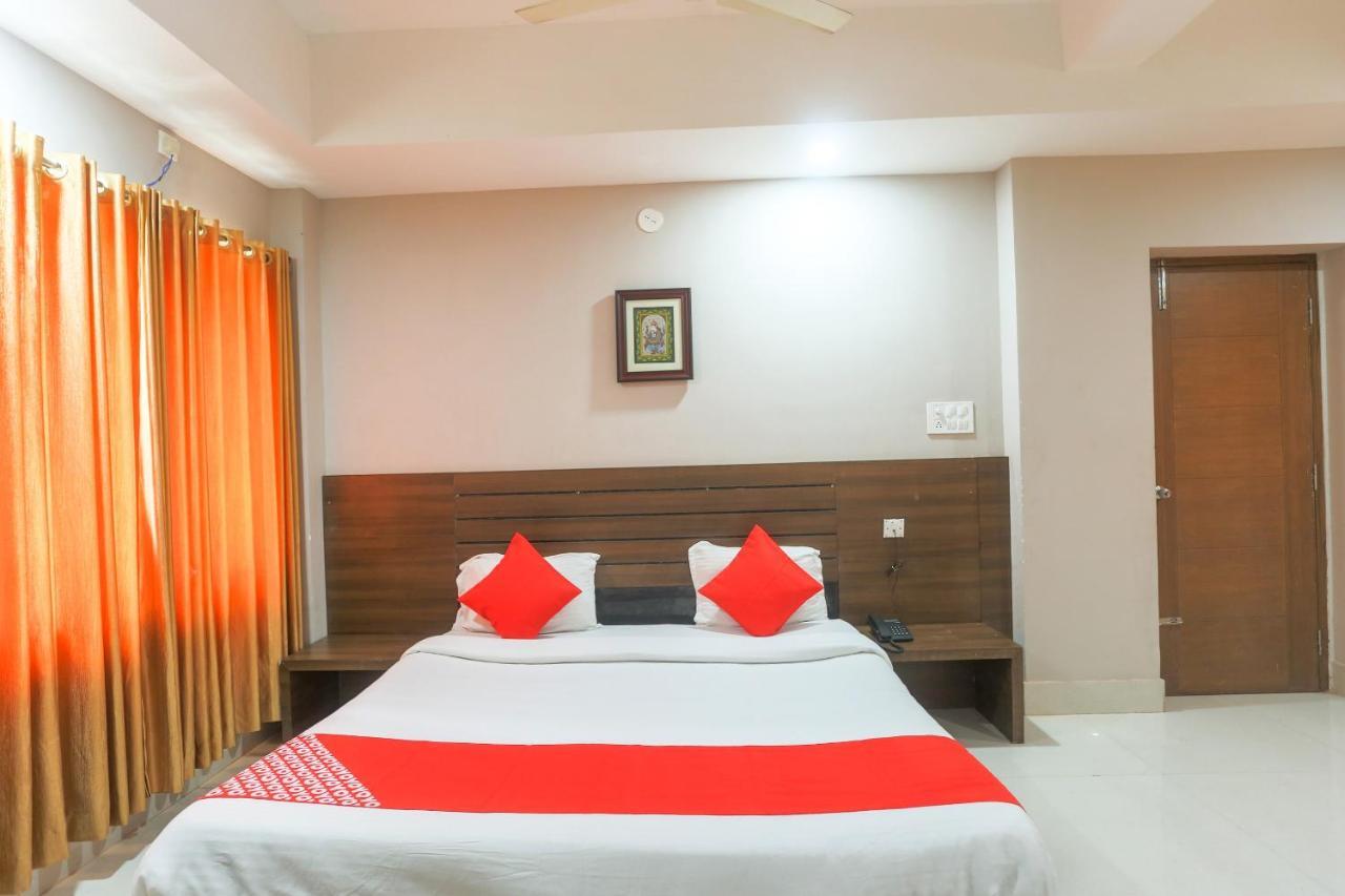 Oyo 61586 Hotel Narmada Bhavan Puri Eksteriør bilde