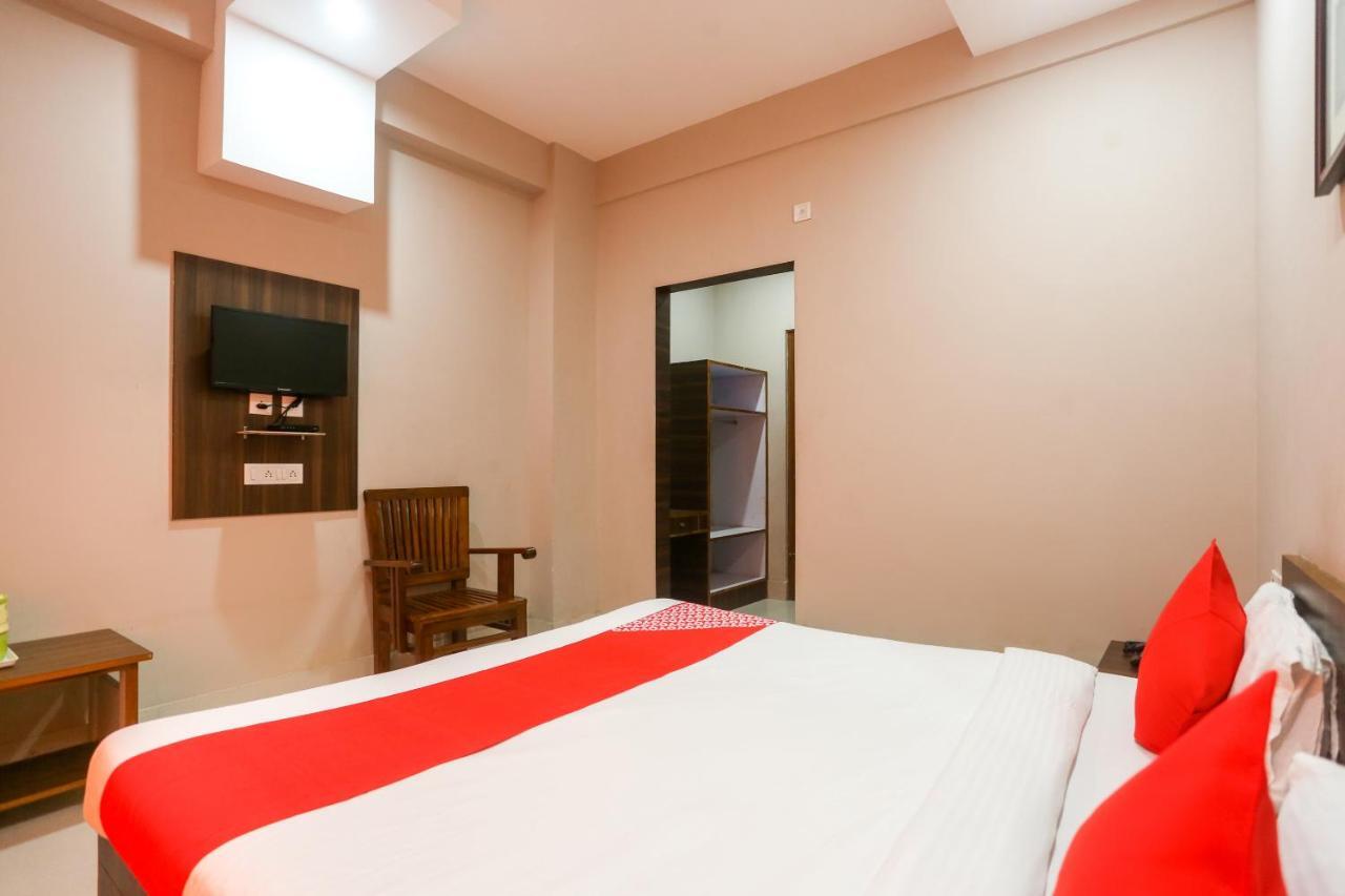 Oyo 61586 Hotel Narmada Bhavan Puri Eksteriør bilde