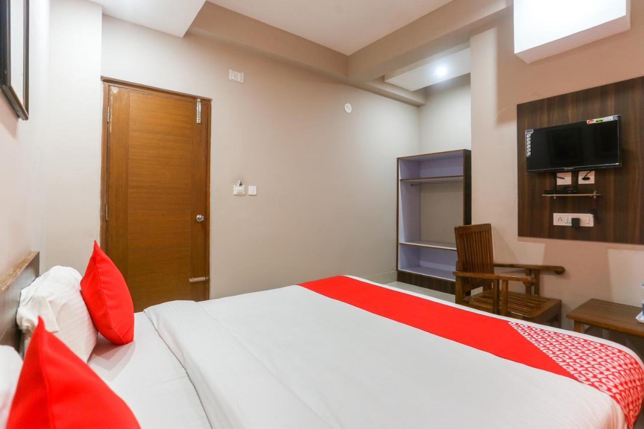 Oyo 61586 Hotel Narmada Bhavan Puri Eksteriør bilde
